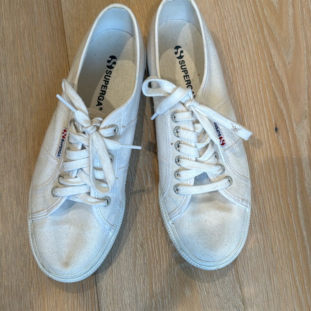Superga tennis shoes